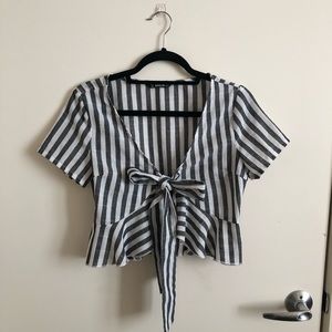 Shein Tie-front Crop Top